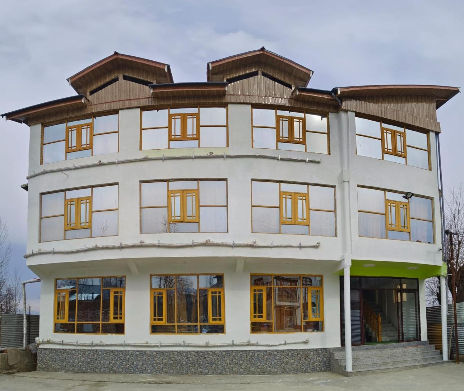 Hotel Gulmarg Residency, Kunzer Gulmarg Exterior foto